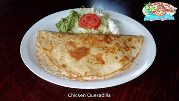 chicken quesadilla at acapulco mexican restaurant in tonawanda new york